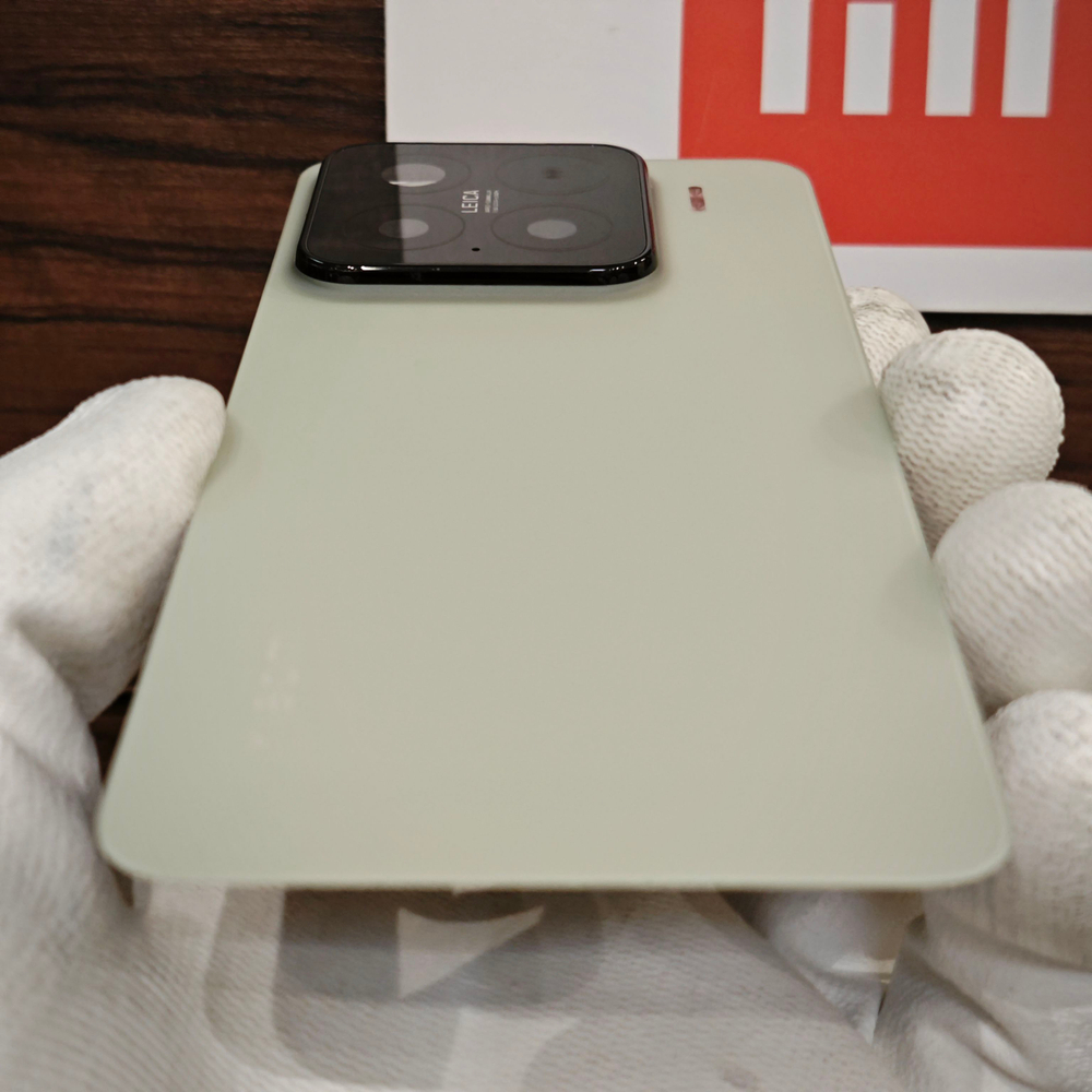 Задняя крышка для Xiaomi 15 (24129PN74G) - задняя стеклянная панель Original (Чёрного цвета)