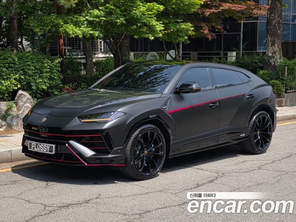 Lamborghini Urus 4.0 V8 S — 2023