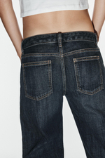 ДЖИНСЫ TRF LOOSE С НИЗКОЙ ПОСАДКОЙ И ОТВОРОТАМИ — ZARA