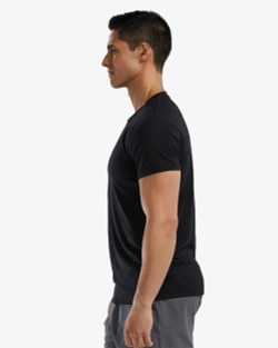 Футболка мужская TYR Lightweight Ultrasoft Tech Tee (Черная)