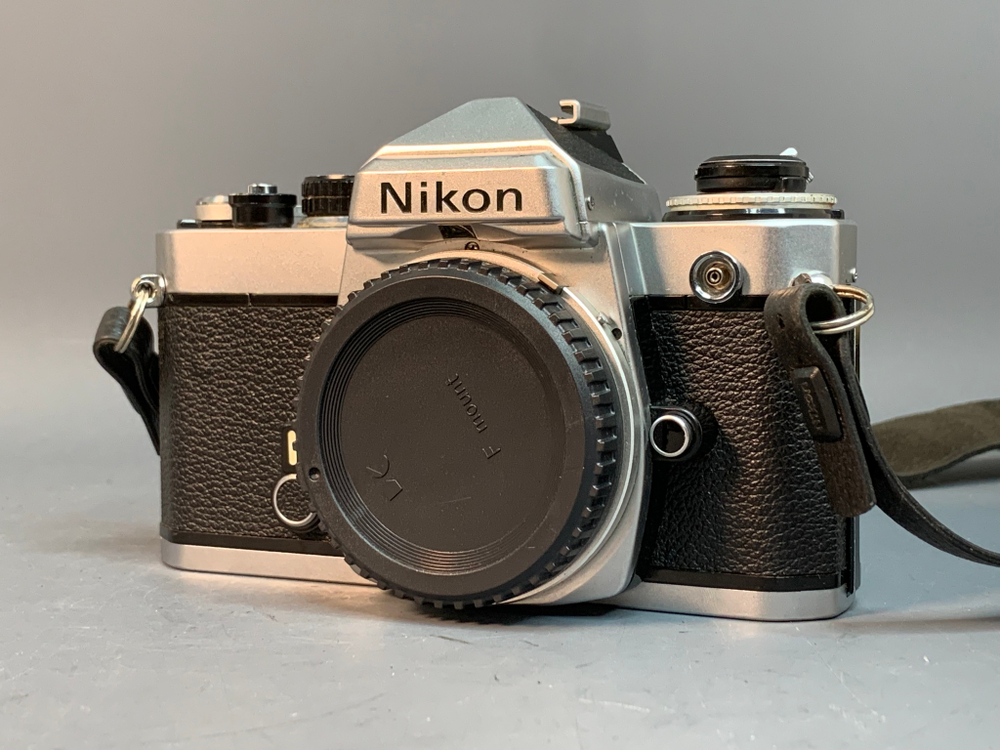 Nikon FE