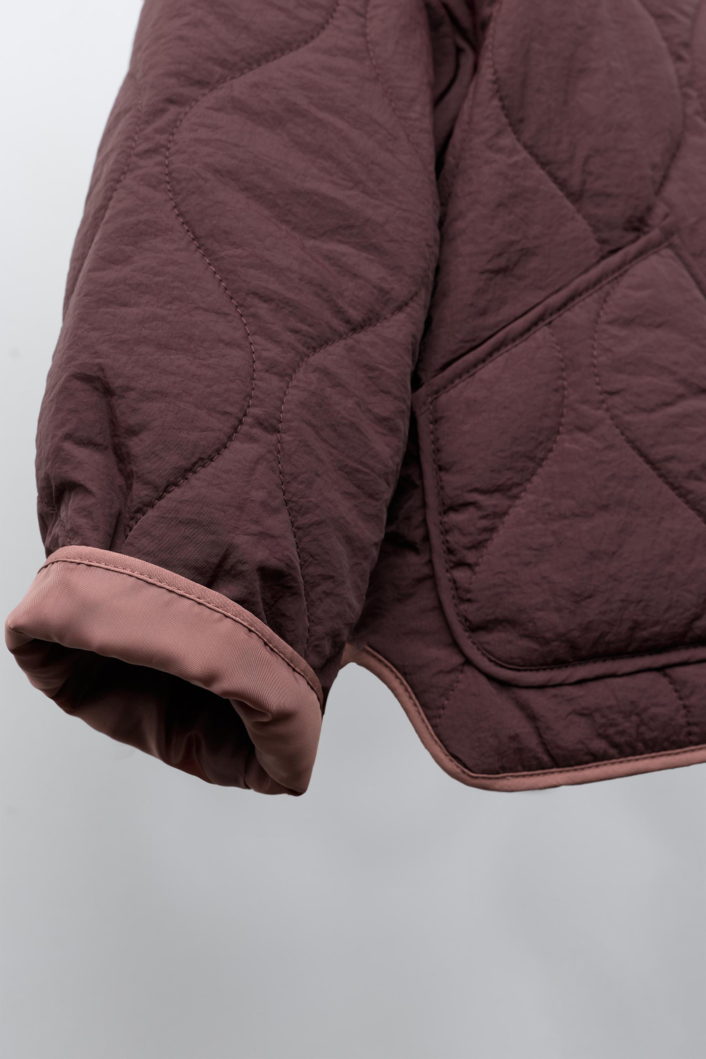 ZARA СТЕГАНАЯ КУРТКА WATER REPELLENT, БАКЛАЖАННЫЙ