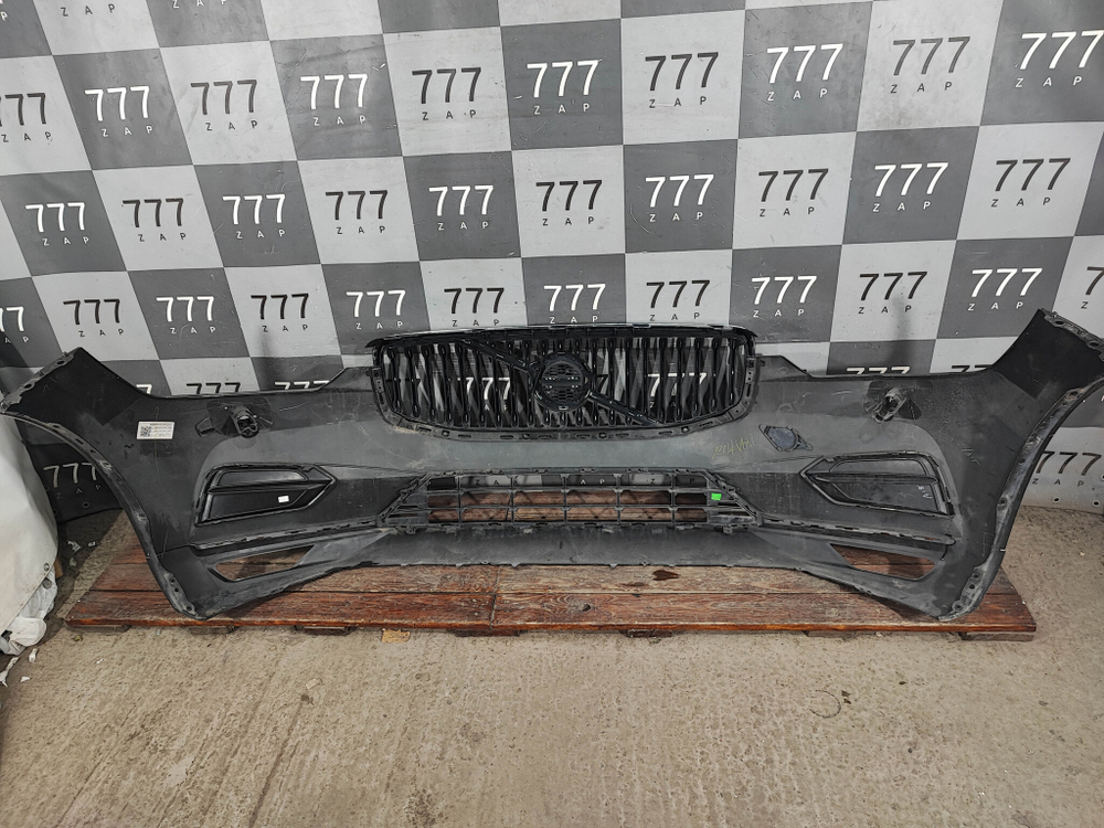 Бампер передний в сборе Volvo XC60 2 16-21 Б/У Оригинал 39847087