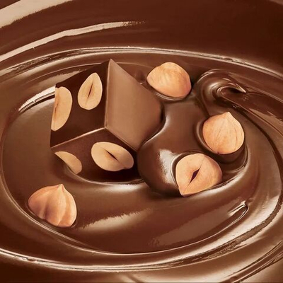 Шоколадные конфеты Lindt Piemonte Classico c фундуком в молочном шоколаде 200 г (из Финляндии)