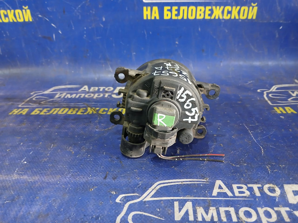 Туманка правая MITSUBISHI COLT 2004-2008