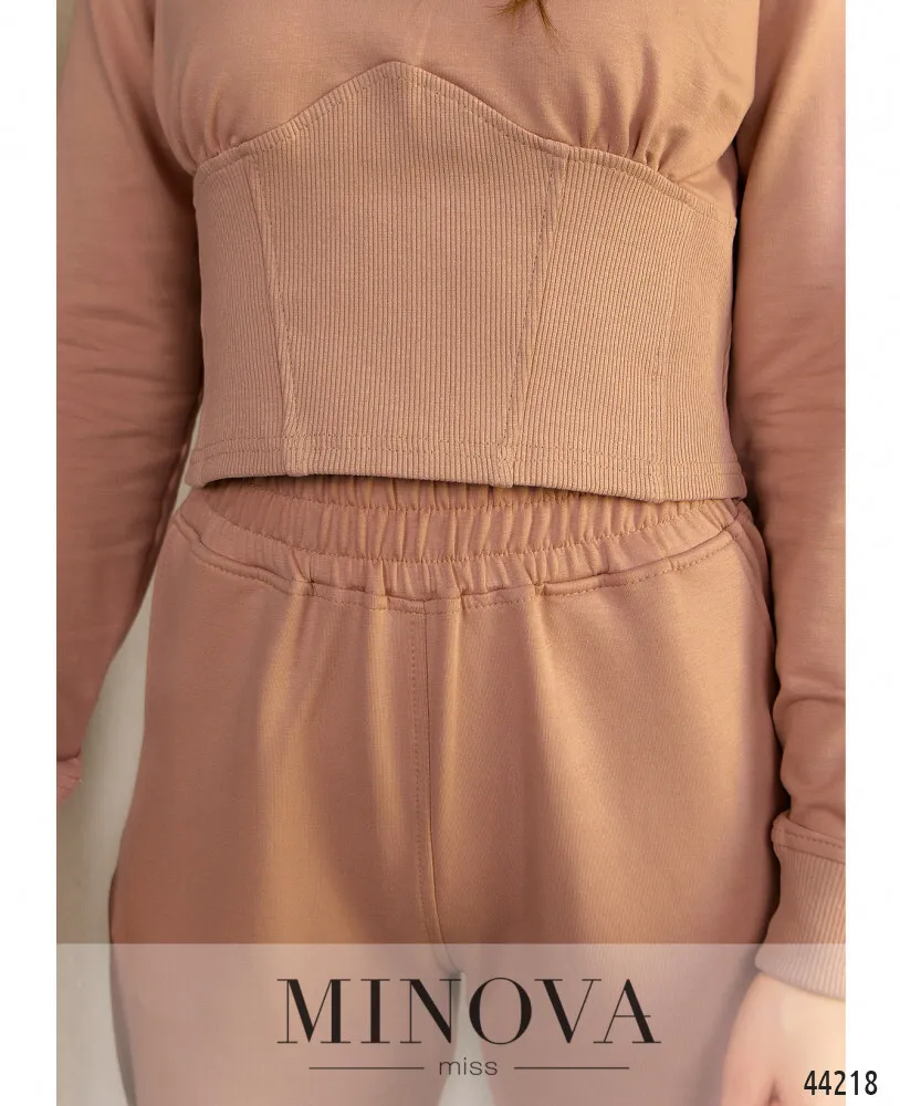 Костюм 2150-пудровый Minova