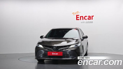 Toyota Camry 2.5 — 2019