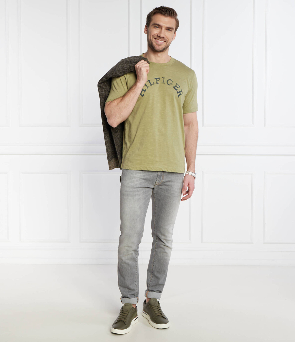 Футболка HILFIGER ARCHED Tommy Hilfiger - хаки(MW0MW34432)