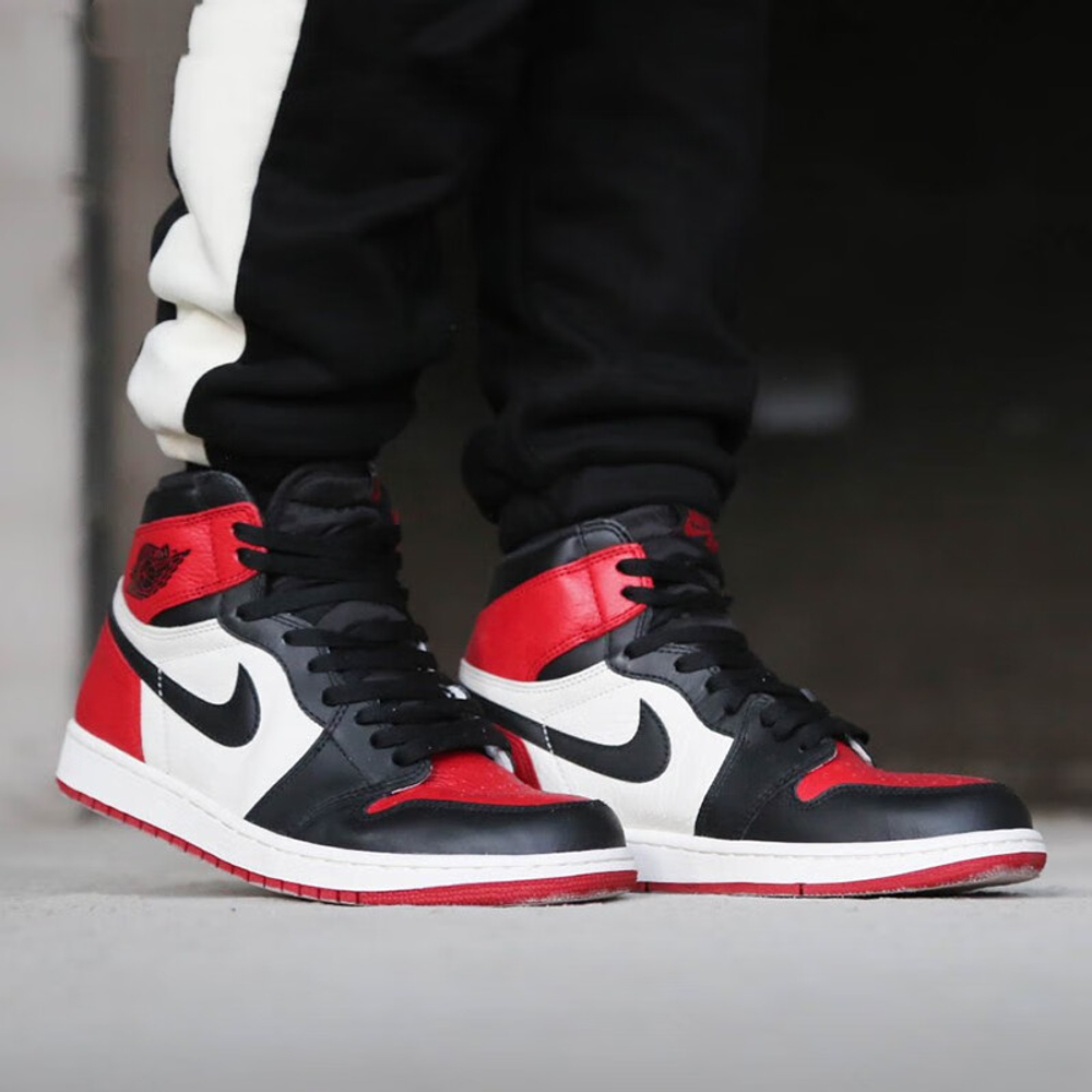 Jordan 1 Retro High Bred Toe GS
