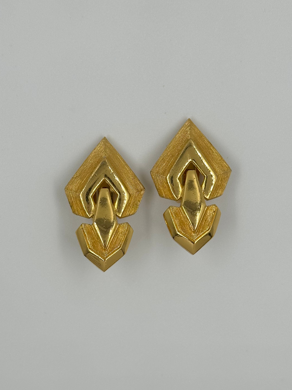Клипсы Christian Dior