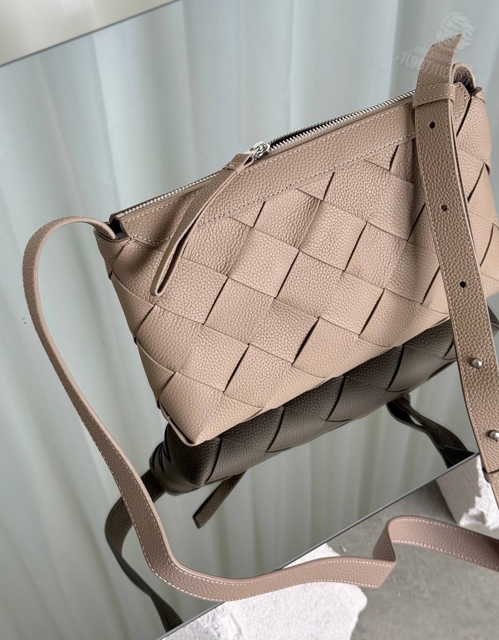 Сумка через плечо Bottega Veneta Diago Zipped