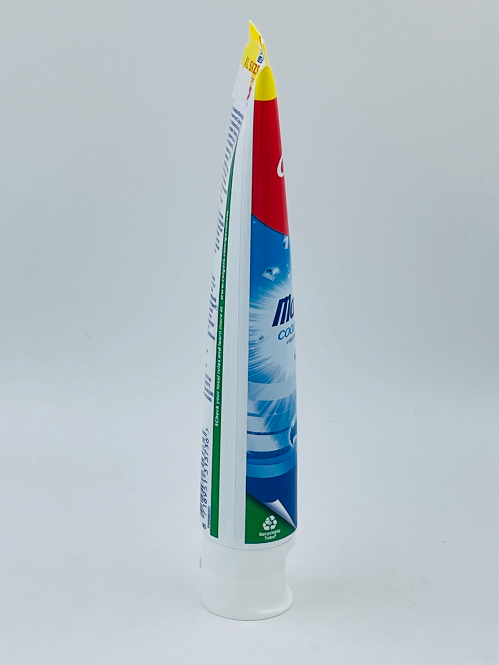 Зубная паста Max Fresh Cooling Crystals 125 мл (из Финляндии)