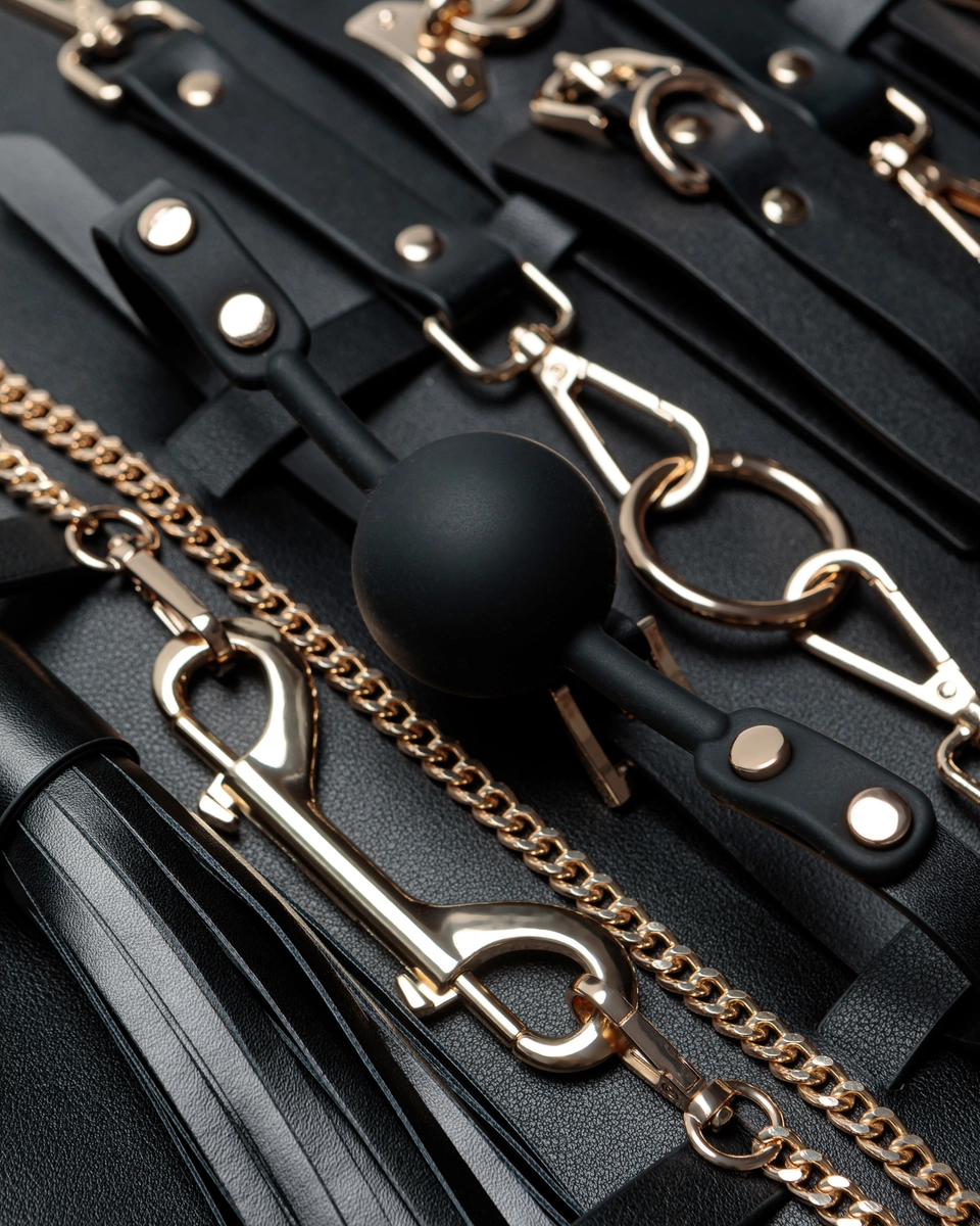 комплект из натуральной кожи Back to black в сумке