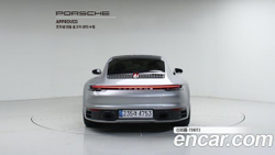 Porsche 911 Carrera — 2024
