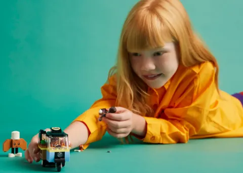 Конструктор LEGO Friends 42606 Пекарня на колесах