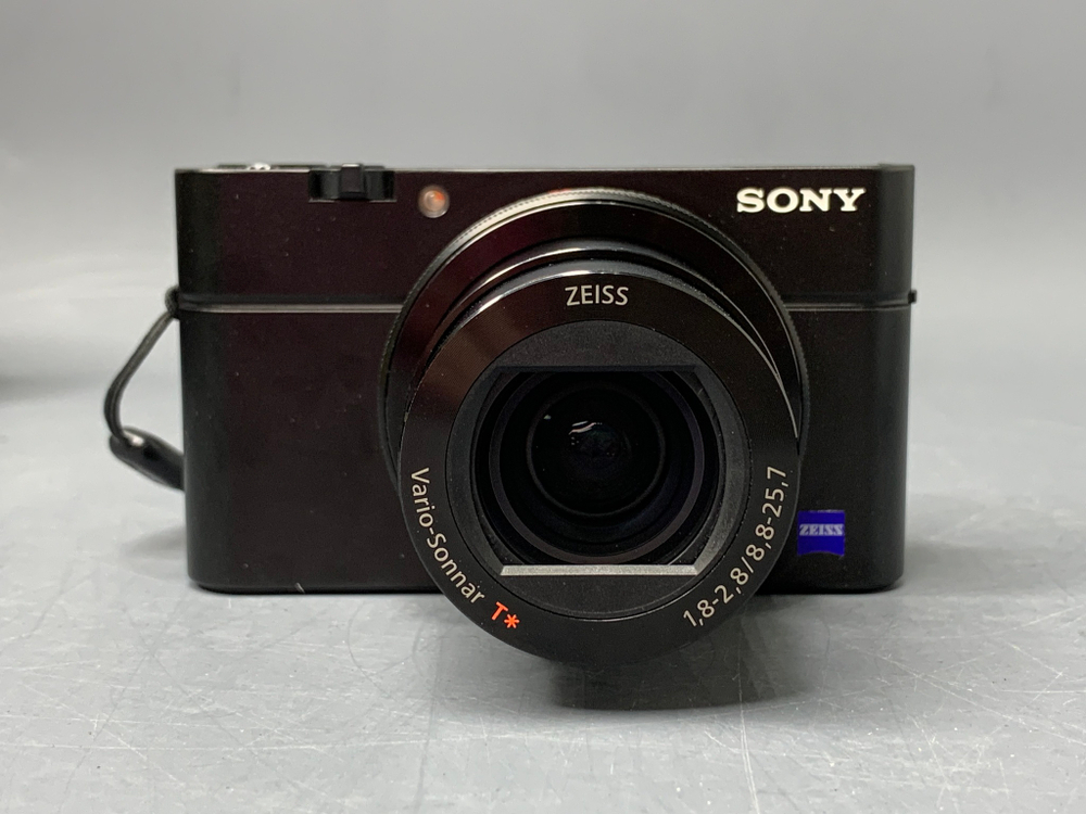 Sony Cyber-shot DSC-RX100M3
