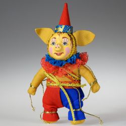 Ёлочная игрушка Свинка в колпачке