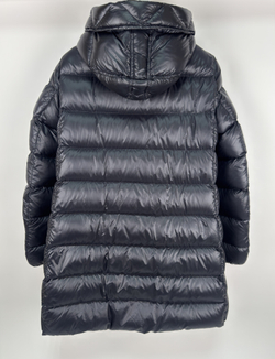Пуховик Moncler