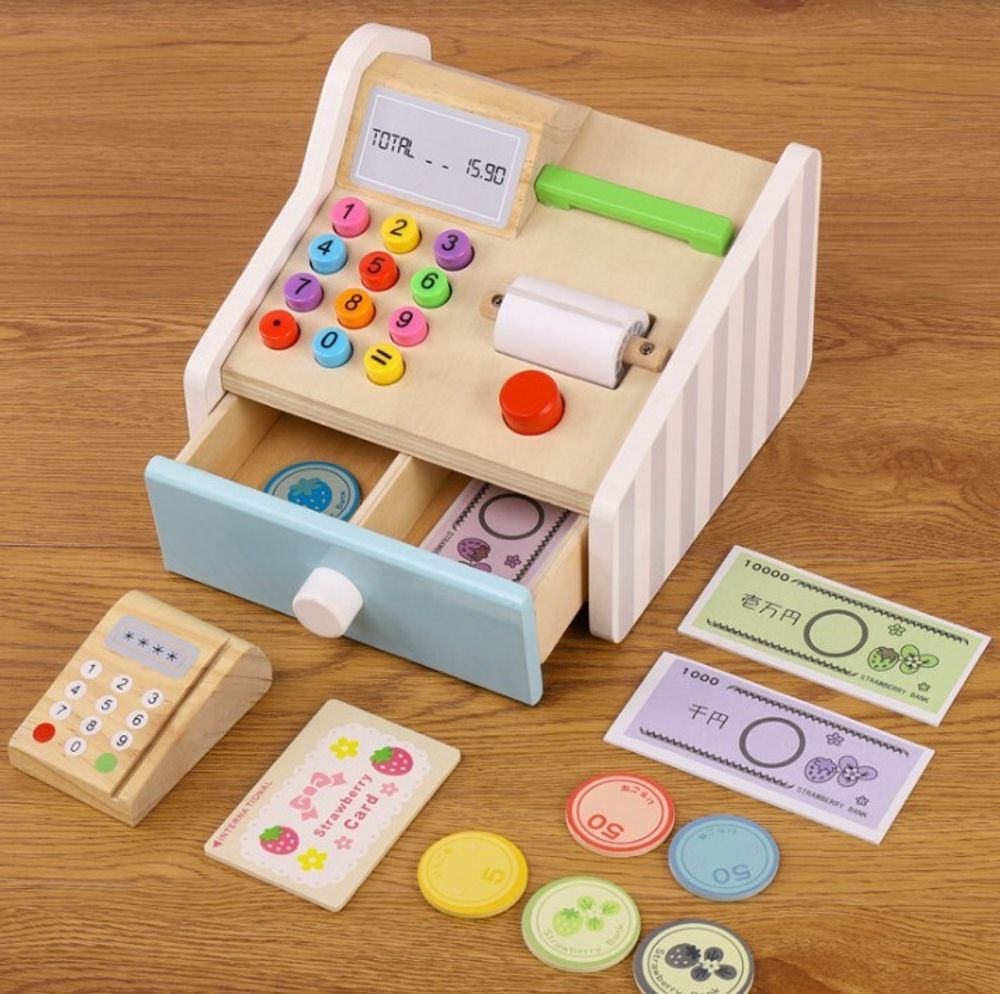 Игровой набор с кассой Игровой набор с кассой