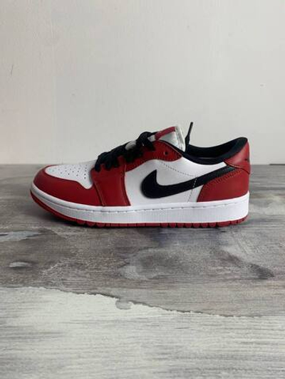Air Jordan 1 Retro Low OG Chicago