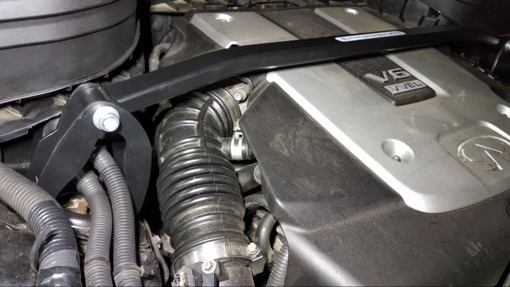 Распорка передних стоек Infiniti EX (ПОД ЗАКАЗ)
