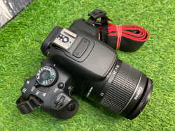 Canon EOS 650D kit 18-55mm IS II 2.300 кадров