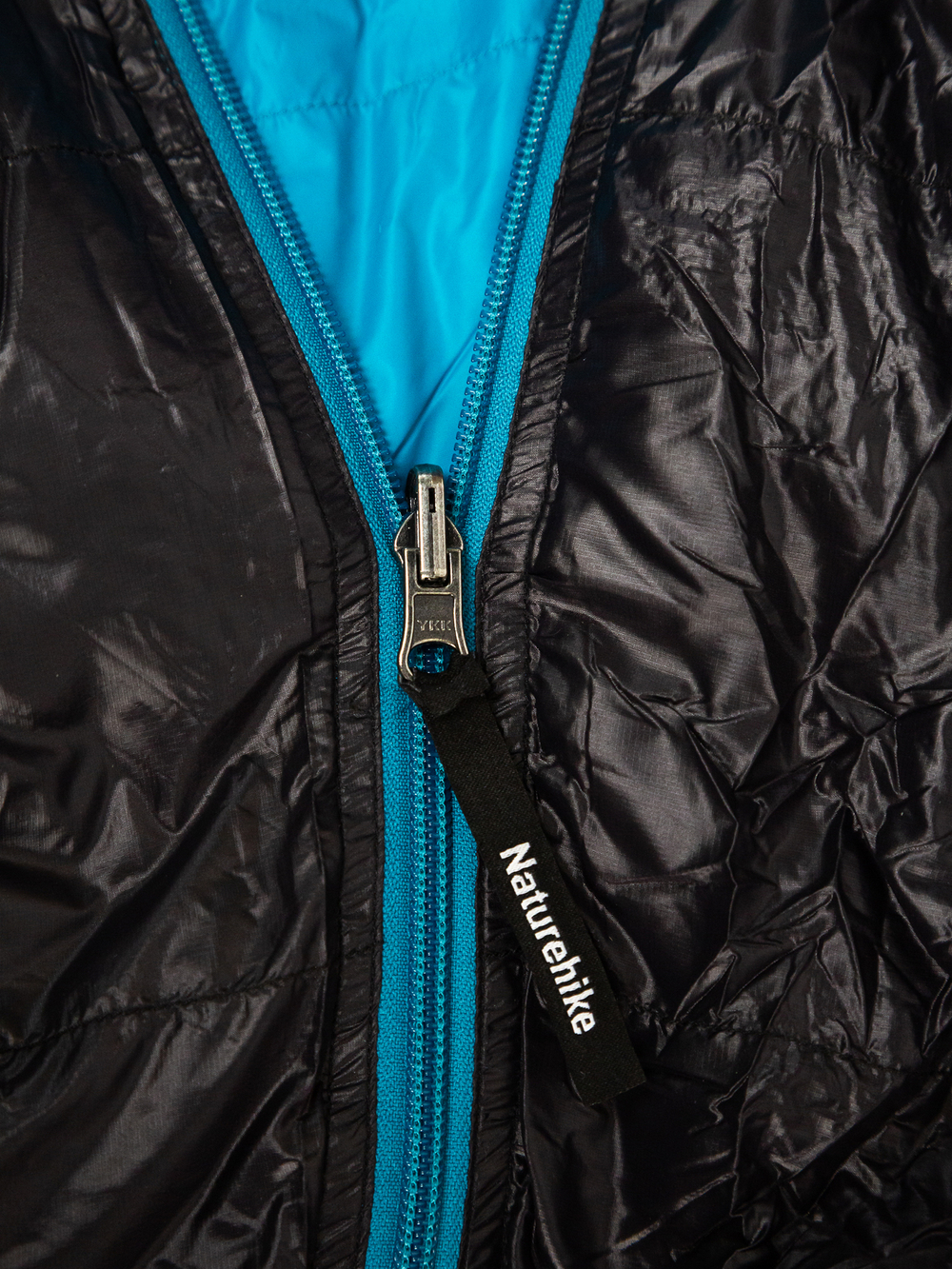 Спальный мешок теплый Naturehike CW401, ширина 85 см (NH18C400-D), молния справа