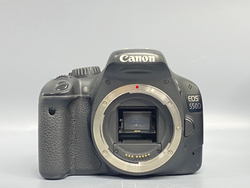 Canon 550D Kit 18-55mm II 30800 кадров