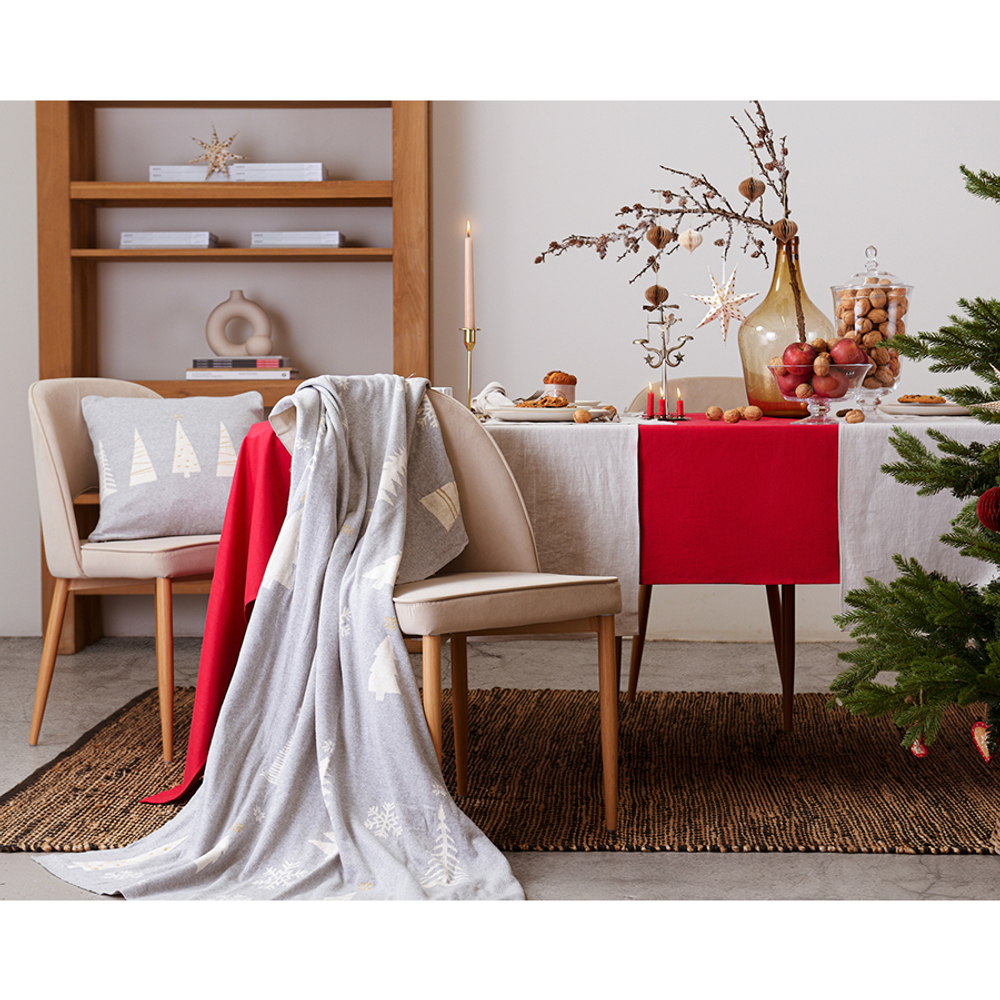 Плед из хлопка с новогодним рисунком christmas tree из коллекции new year essential, 130х180 см