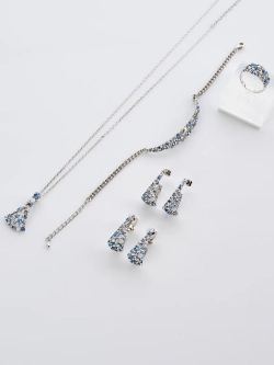 Кольцо Россыпь из голубых камней Swarovski