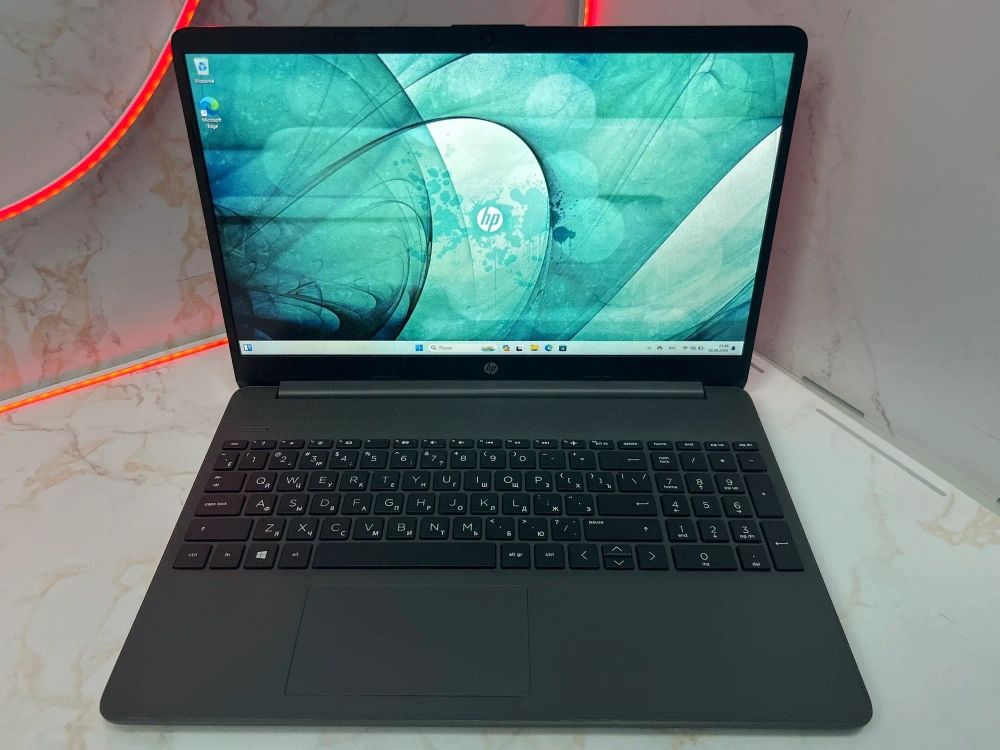 Ноутбук HP 15s-fq2082ur. Производитель CPU: Intel, Линейка CPU: Core i7, CPU: i7-1165G7, RAM: 16Gb, SSD: 512Gb, GPU: Intel Iris Xe, Диагональ: 15.6", Разрешение: 1920*1080, Тип экрана: IPS, OS: DOS, BackLight: -, Цвет: серый, Состояние: B2
