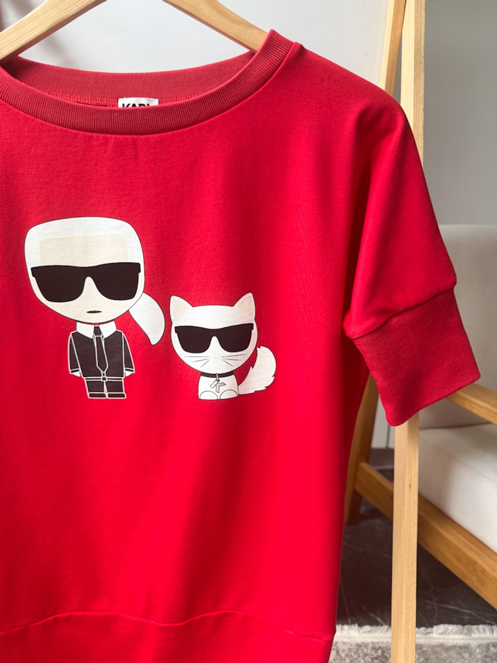 Платье Karl Lagerfeld, 140