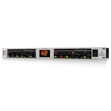 Behringer MIC2200 - 2-канальный ламповый микрофонный предусилитель/линейный драйвер/DI-бокс