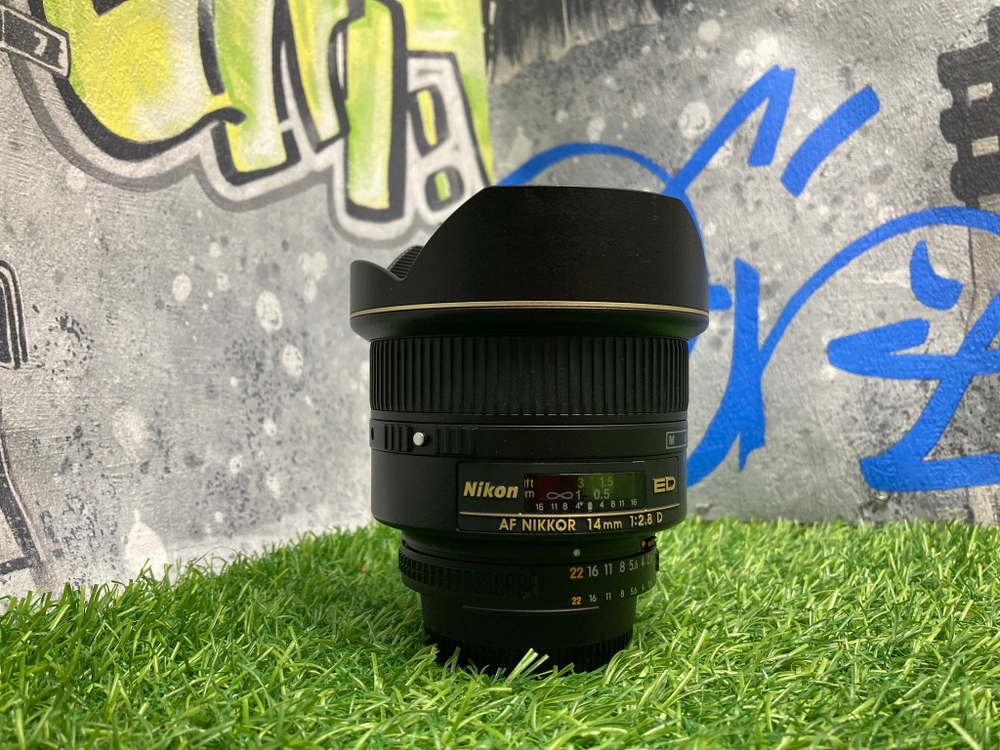 Nikon 14mm 2.8D ED AF Nikkor