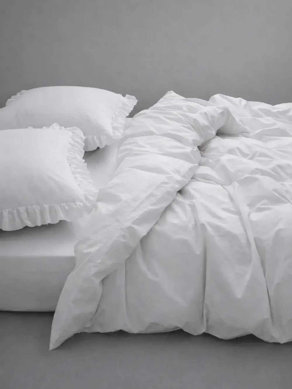 Постельное белье 1,5сп наволочка с рюшами 50х70 поплин