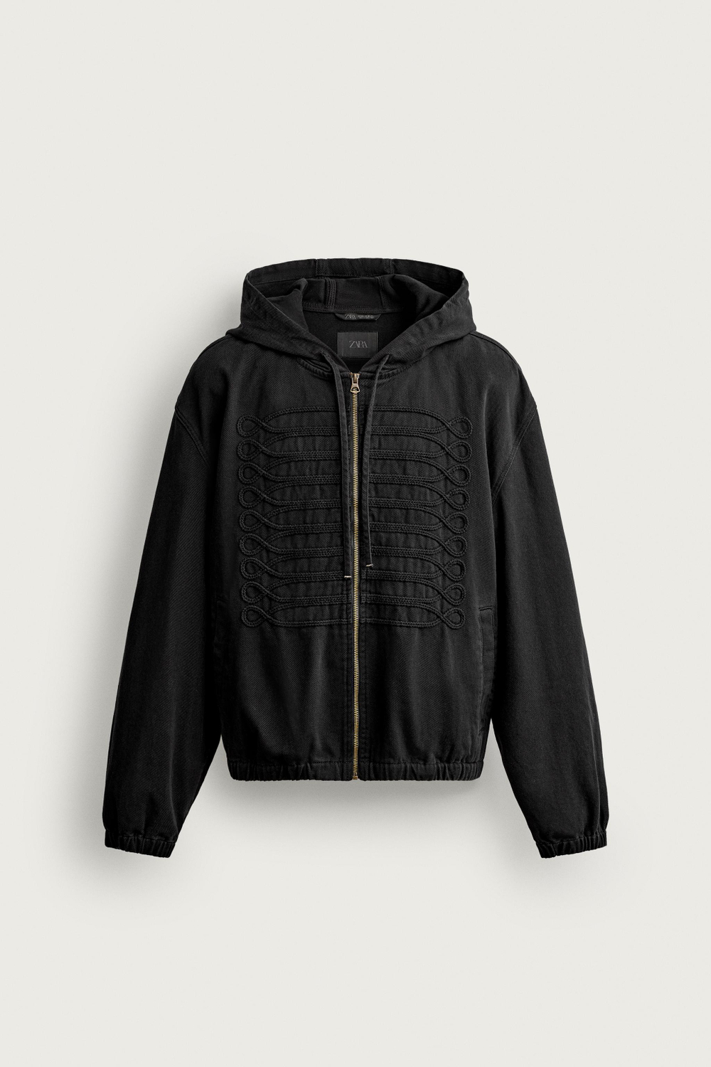 КУРТКА С КАПЮШОНОМ И НАВЕСНЫМИ ЗАСТЕЖКАМИ — ZARA