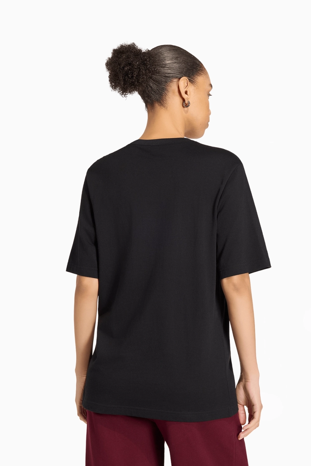 Футболка adidas Essentials Tee - черный