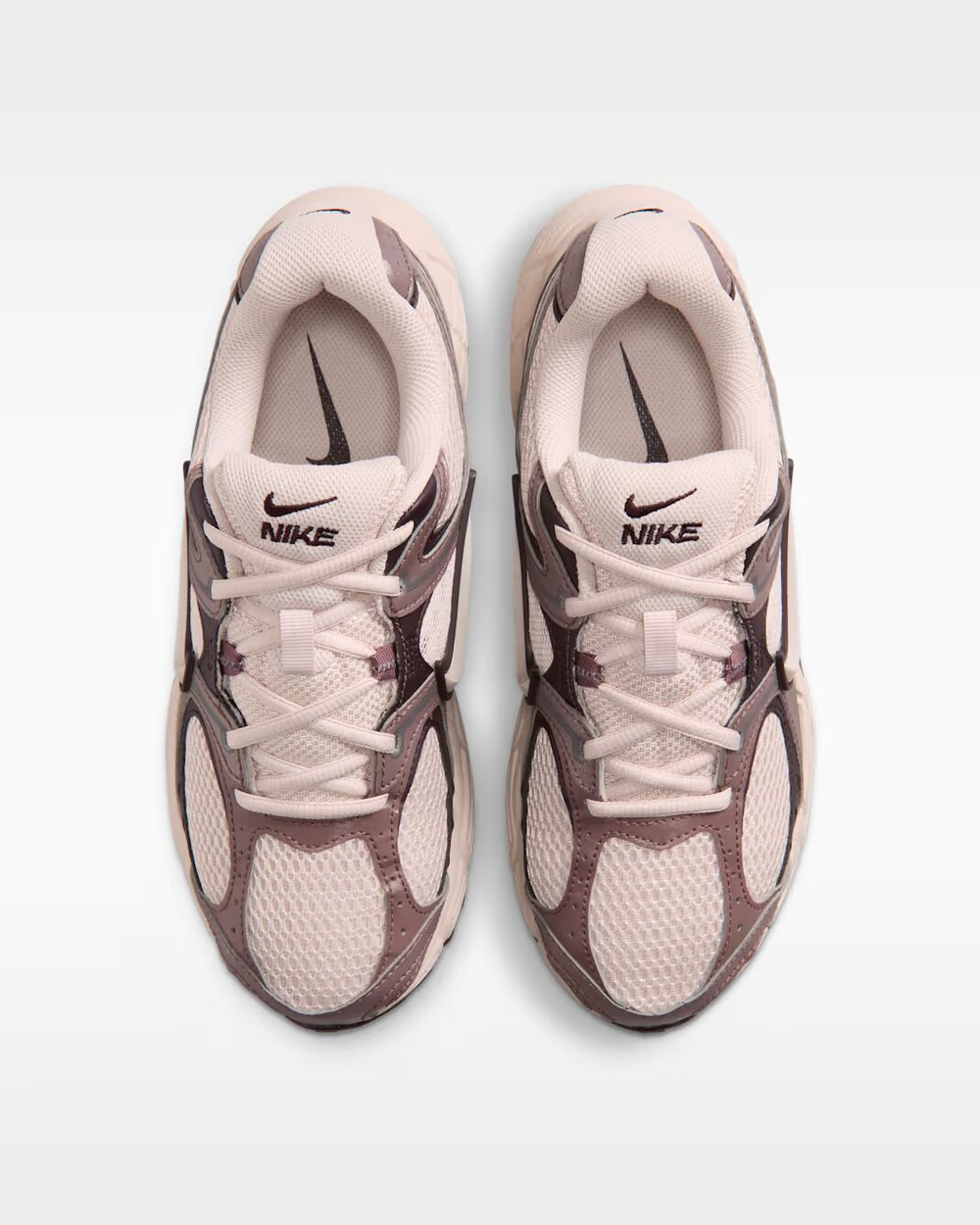 Nike V5 RNR SE Женская обувь - NIKE