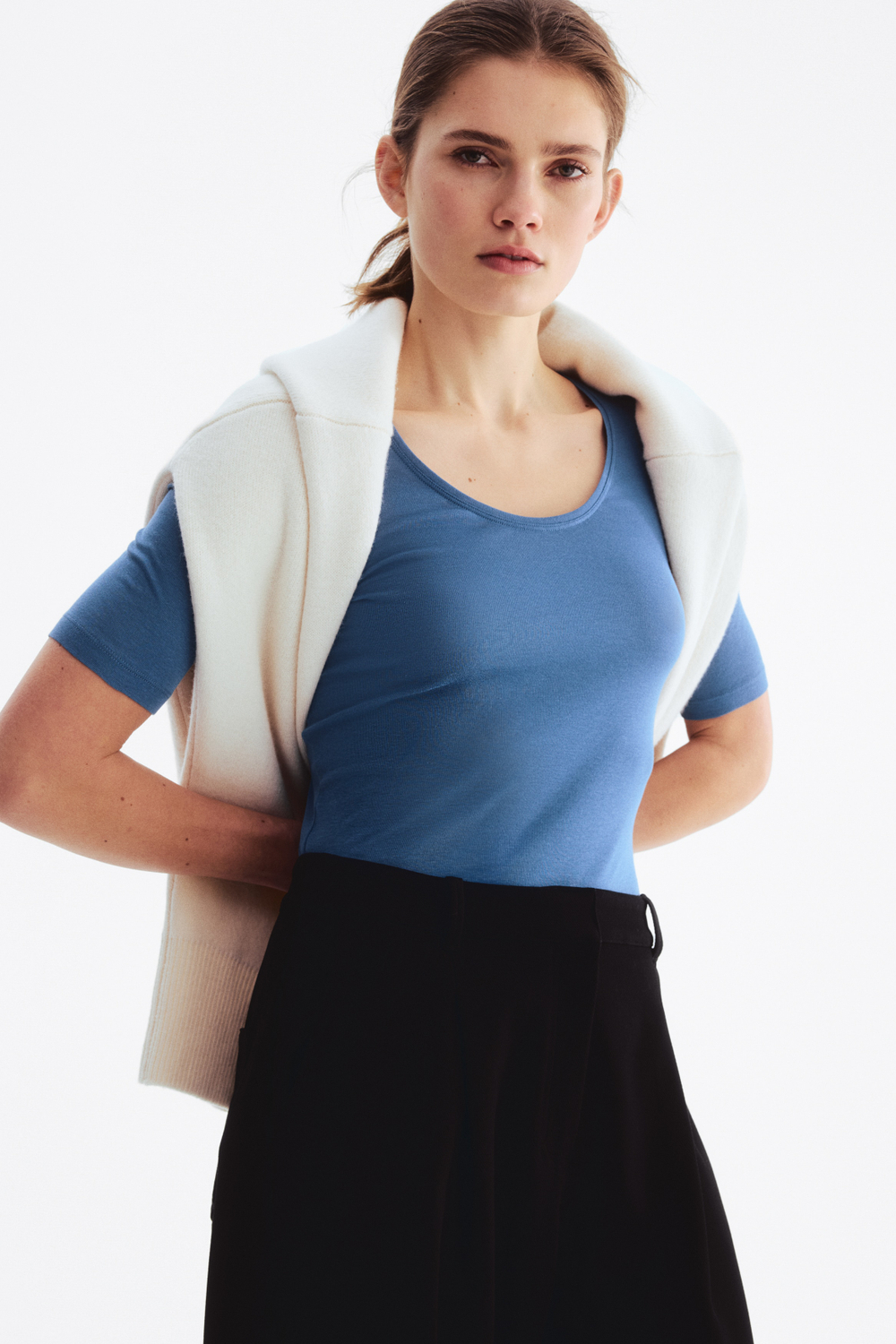 Топ из хлопка пима с глубоким вырезом - H&M