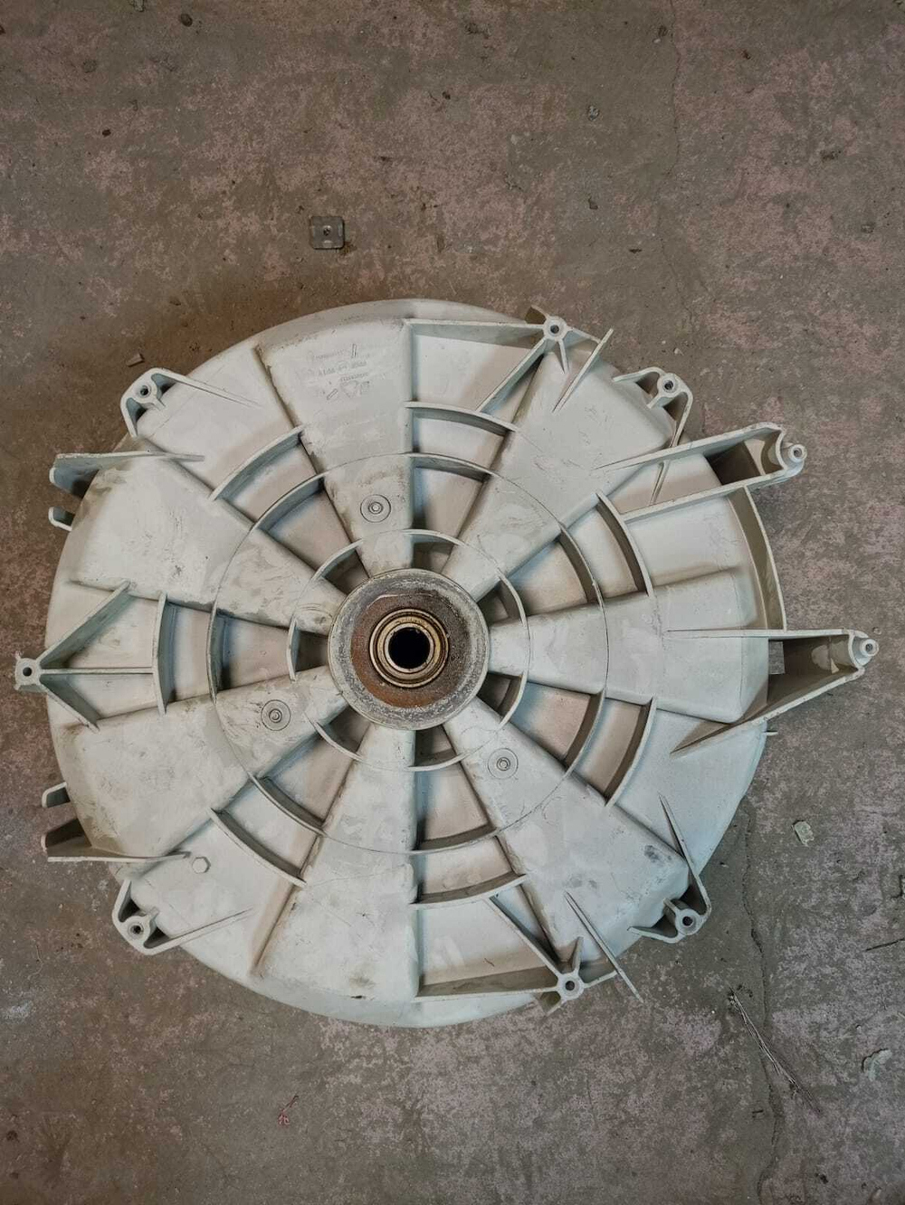 115 Задний полубак для стиральной машины Bosch 5420000229 б/у