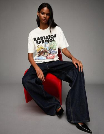 BERSHKA Футболка с принтом Cars, белый
