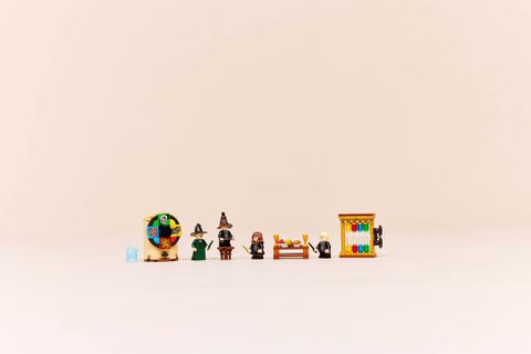 Конструктор LEGO Harry Potter 76460 Hogwarts Castle: Sorting Hat Ceremony