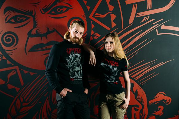 ФУТБОЛКА "АТАКА МЕРТВЕЦОВ" ФУТБОЛКА "АТАКА МЕРТВЕЦОВ"
