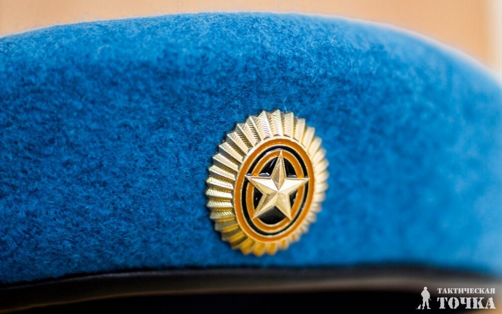 Берет ВДВ с кокардой