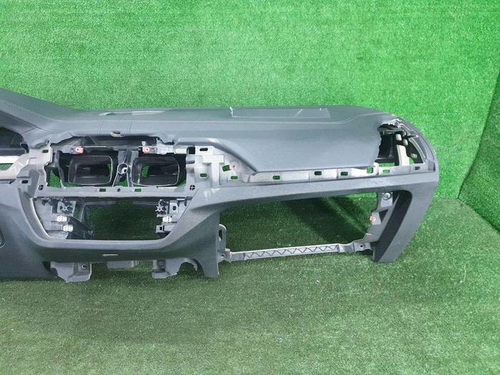 Торпедо BMW X3 G01, X4 G02 (2017-н.в.)