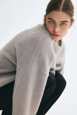 Джемпер оверсайз с мохером - H&M
