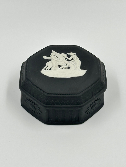 Шкатулка Wedgwood чёрная