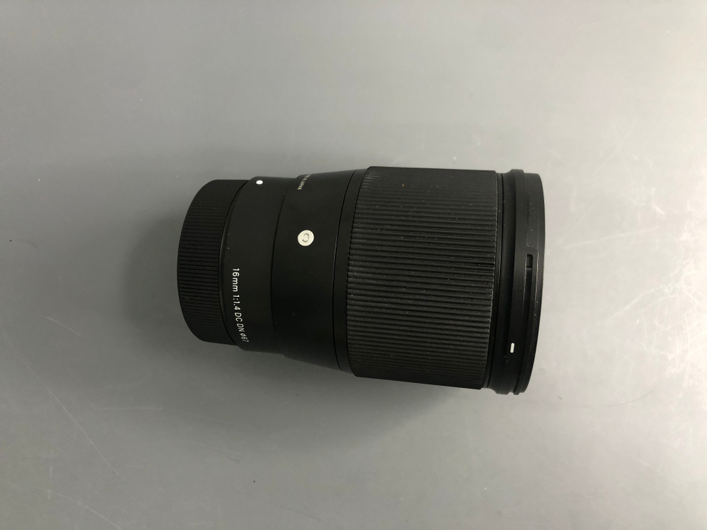 Sigma AF 16mm f/1.4 DC DN Sony E