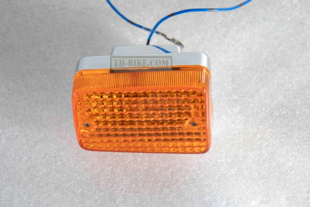 Turn light C50-70-90, Front (L + R) one pair set. Copy. Made in Thailand