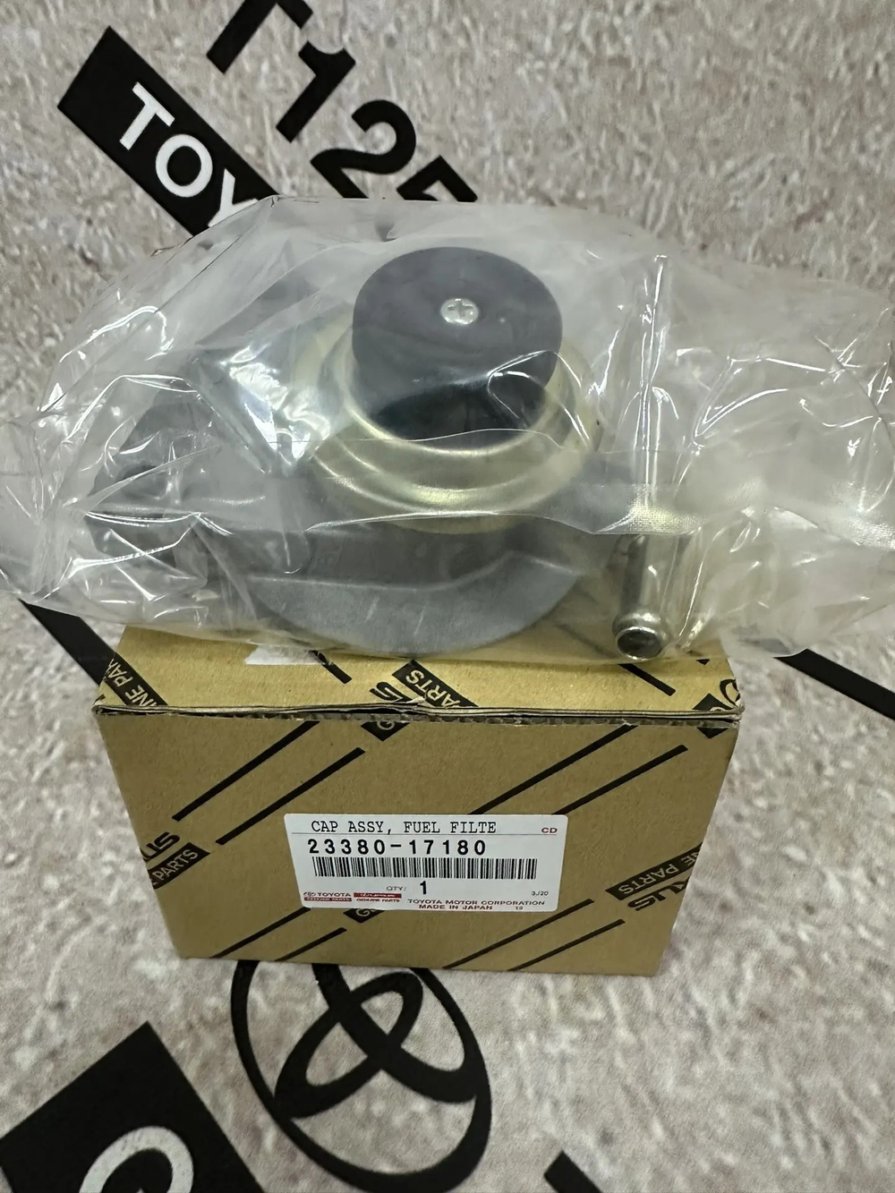 Насос подкачки TOYOTA 2338017180